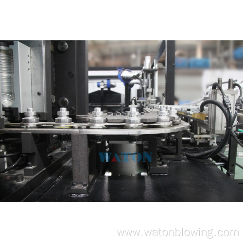 TURBO-6L High Safety Motor Plastic Blow Molding Machine